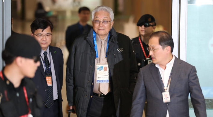 NK IOC member Chang Ung arrives in S. Korea