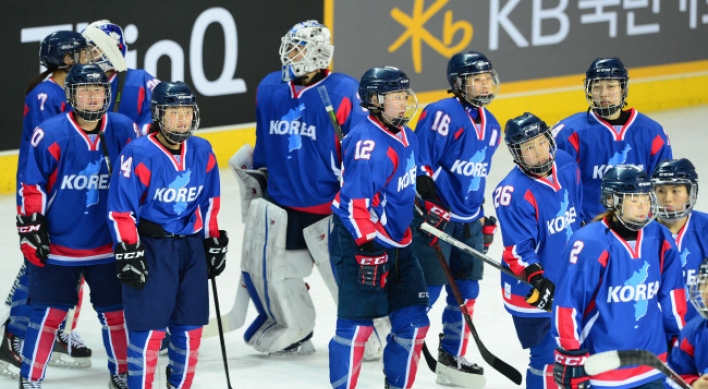 [PyeongChang 2018] N. Koreans make little impact in joint women's hockey team debut