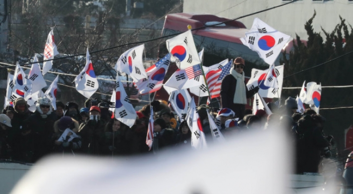 [Newsmaker] Pyongyang slams S. Korean conservatives' rally against NK art troupe