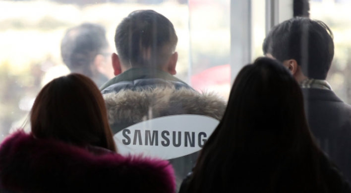 Prosecutors raid Samsung office over corruption scandal linked to ex-President