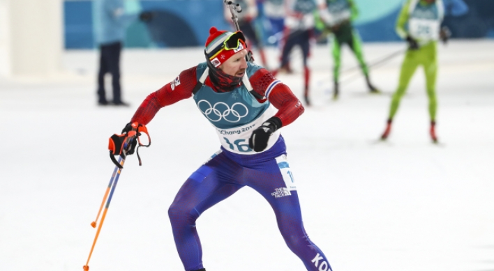 Timofei Lapshin finishes 22nd in men's 12.5km biathlon pursuit