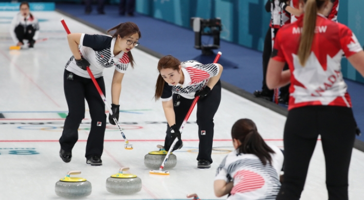[PyeongChang 2018] S. Korean female curling team beats Canada in surprise move