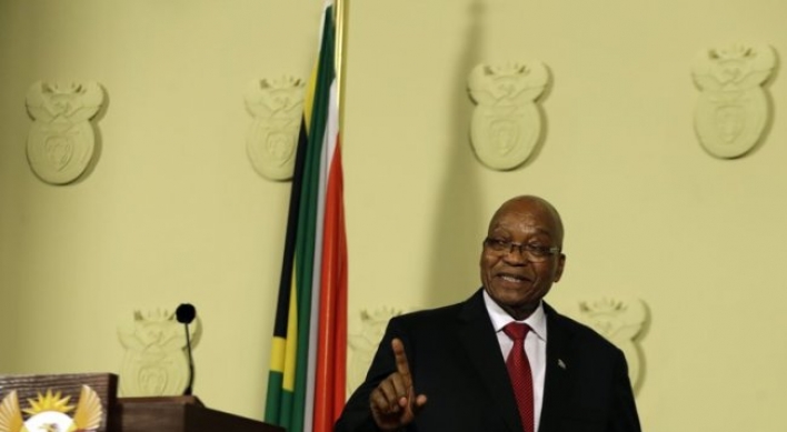 South African President Zuma succumbs to pressure, resigns