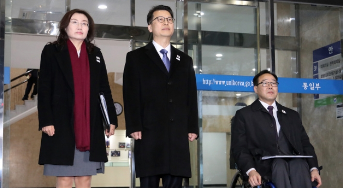 Koreas hold talks on NK's participation in Paralympics