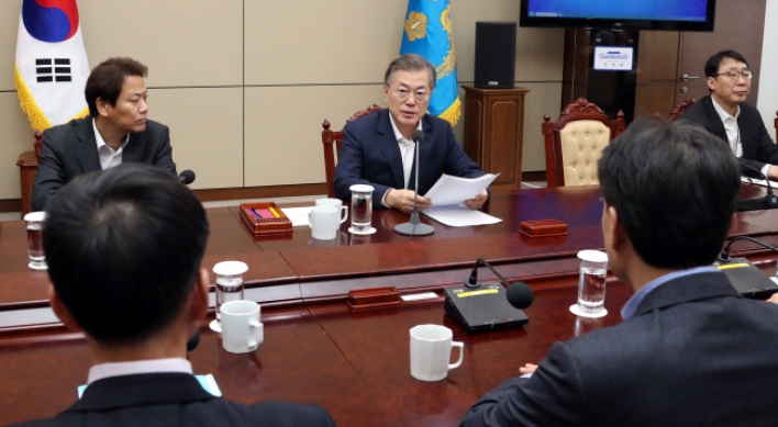 Moon seeks meeting with leaders of ruling, opposition parties