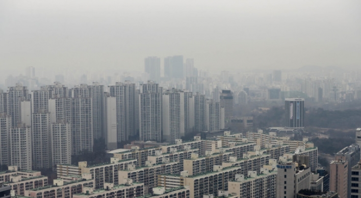 Sales of air purifier, masks soar as fine dust season approaches