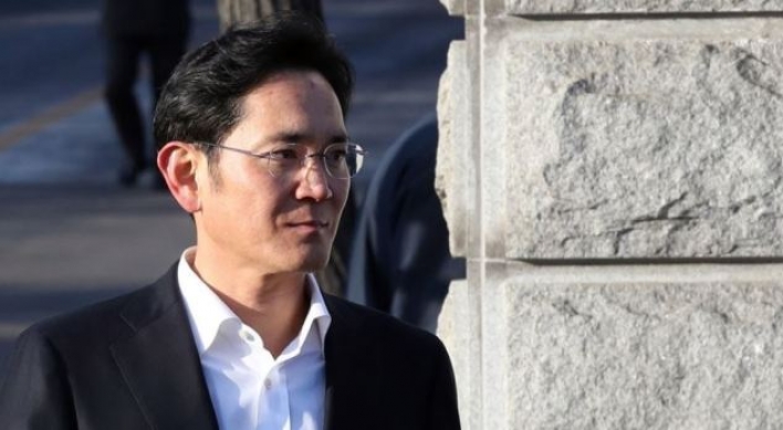 Samsung heir stays low-key despite major corporate issues