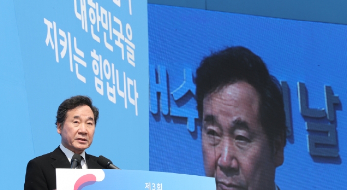 Prime minister vows strong defense against N. Korea despite conciliatory mood