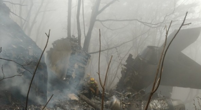 Military resumes search for body parts of pilots killed in jet crash