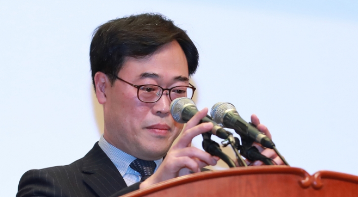 Cheong Wa Dae dismisses call to fire FSS chief