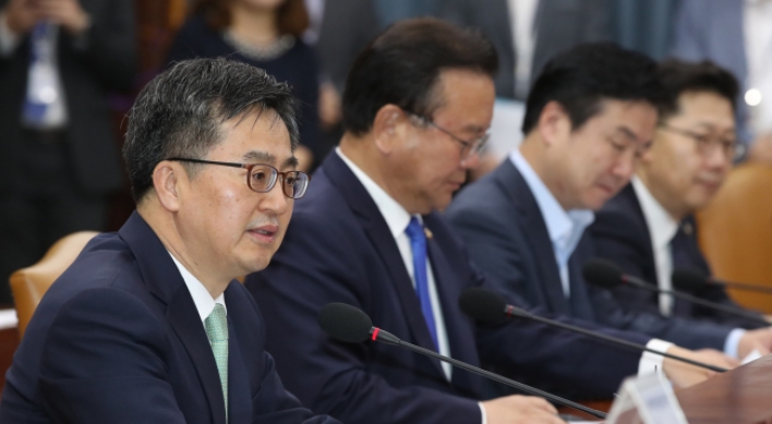 Seoul will phase in FX market intervention disclosure plan: minister