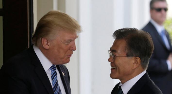 Moon to head to US for talks on upcoming US-N. Korea summit