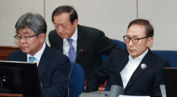 Ex-President Lee asks for selective attendance at court hearings