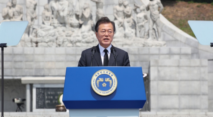 Moon to push for recovery of remains of war dead in DMZ