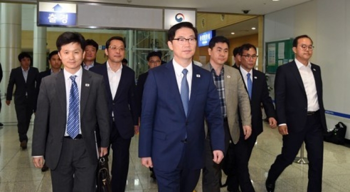 S. Korean team visits N. Korea to prepare launch of liaison office