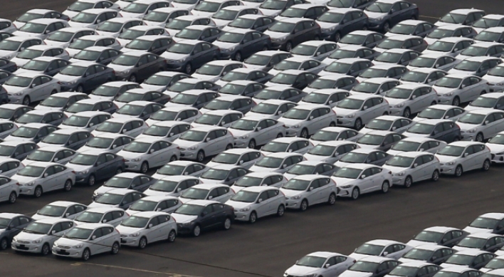 Trump reaffirms car tariff push, sends jitters to Korea's auto industry