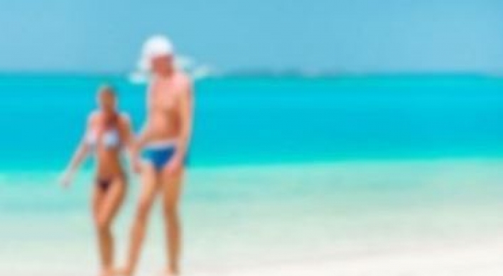 Hawaii bans sunscreens harmful to marine life
