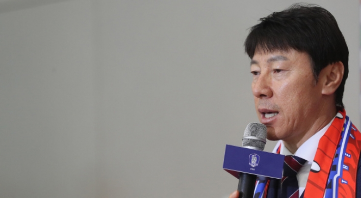 S. Korea to pit current boss vs. other candidates in football coaching search