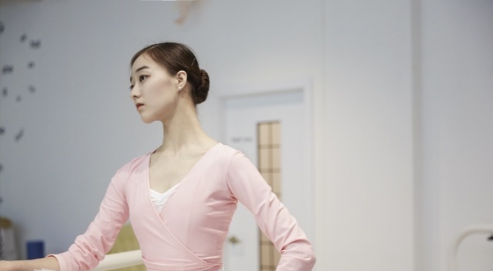 Ballerina Kang Ho-hyun latest Korean addition to Paris Opera Ballet