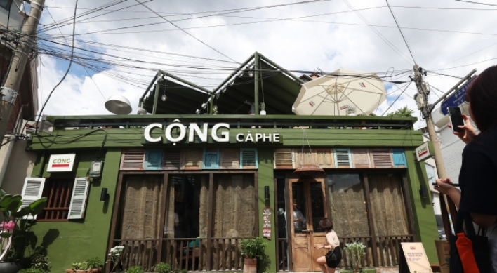 [Photo News] Have a sip of Vietnam in Seoul at Cong Caphe