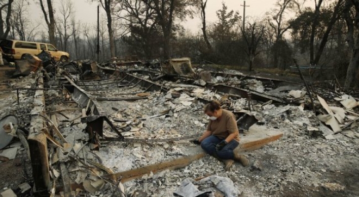 Cooler weather helps crews fight Southern California fire