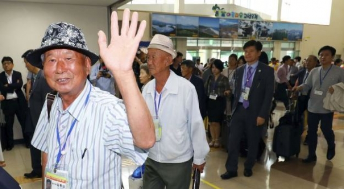 South Koreans enter North to reunite with kin split by war