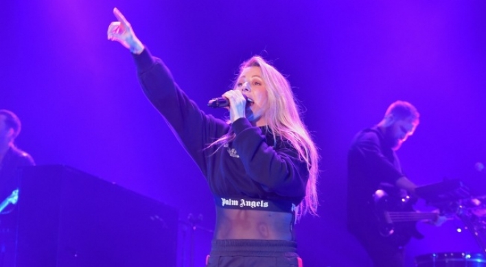 Ellie Goulding wows Seoul fans for 90 minutes