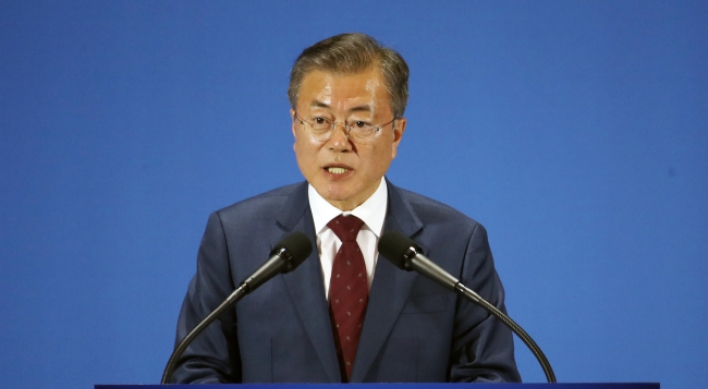 Moon calls for swift resumption of NK-US denuclearization talks