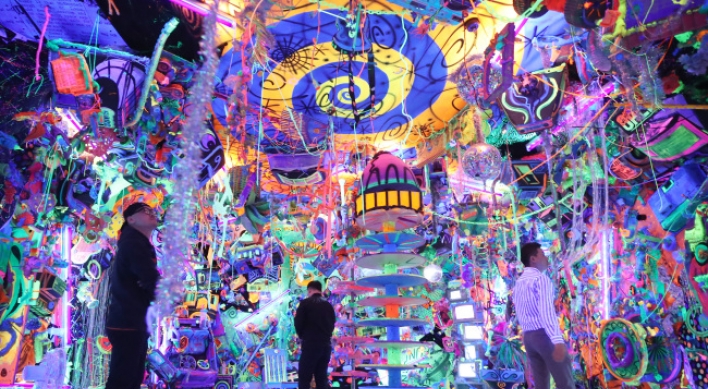 Pop artist Kenny Scharf brings visual chaos to Seoul