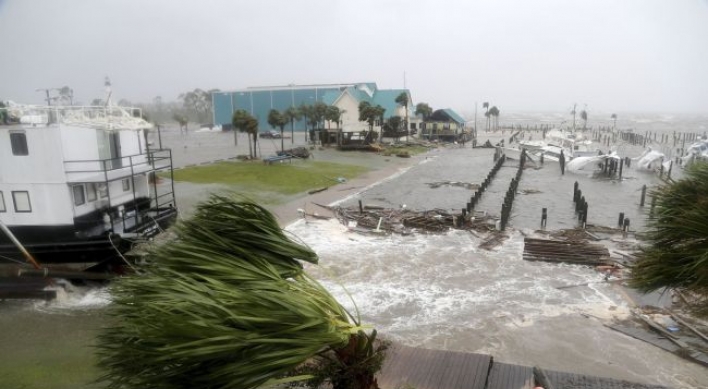 Hurricane Michael slams into Florida, charges into Southeast