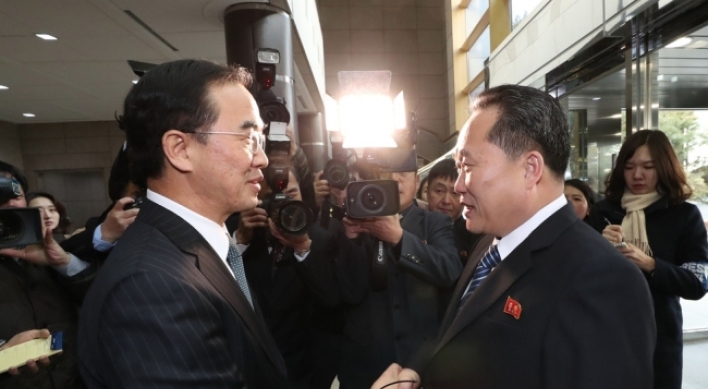 Koreas to hold high-level talks on Monday