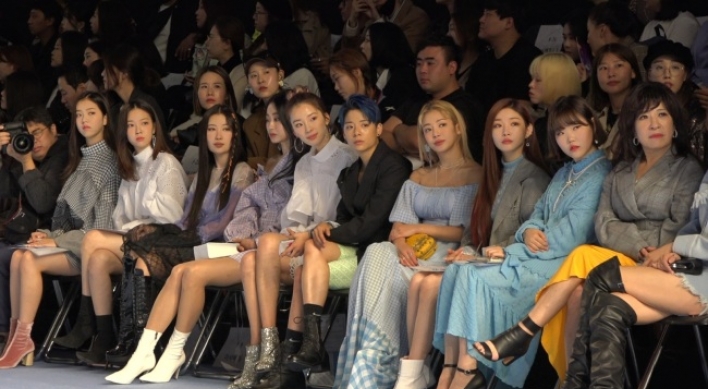 Seoul Fashion Week KYE show draws K-pop celebrities