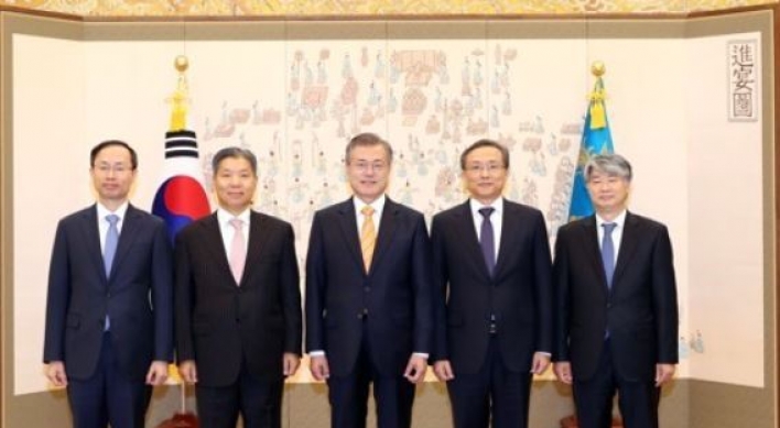 President Moon appoints 3 new Constitutional Court justices