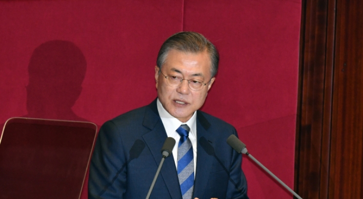 Moon calls for parliamentary support for expansionary budget, peace process with N. Korea