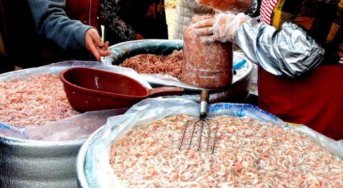 [Weekender] Salted shrimp adds spice to Korean soul food