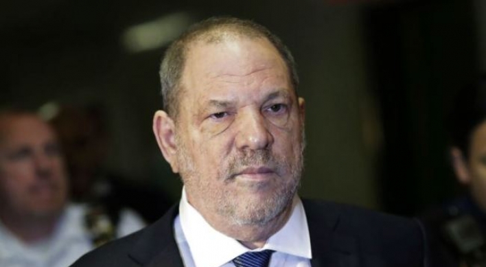 Actress Paz de la Huerta sues Harvey Weinstein, alleges rape