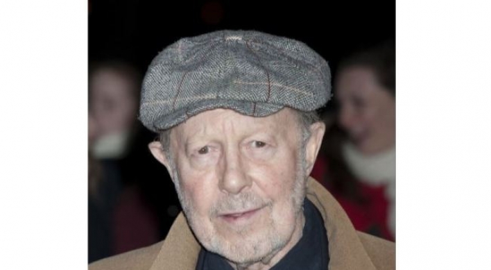 ‘Don’t Look Now’ director Nicolas Roeg dies at 90