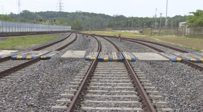 N. Korea yet to answer Seoul's proposal to begin railway inspection this week