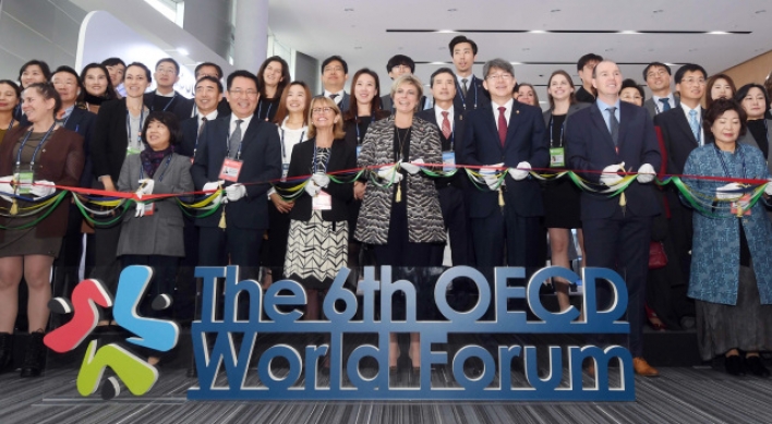 OECD forum on well-being closes, adopts Incheon Declaration