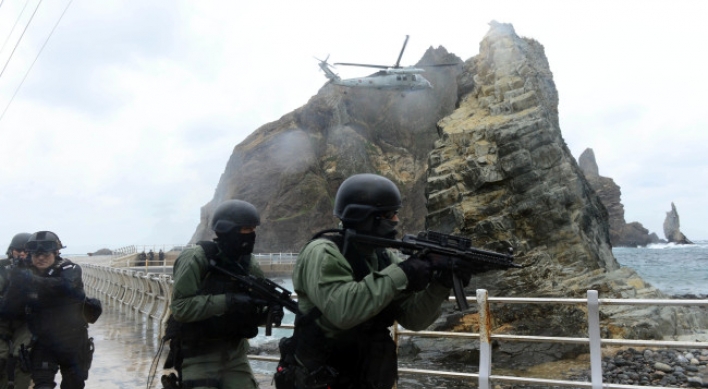 Korea's military holds Dokdo defense drills