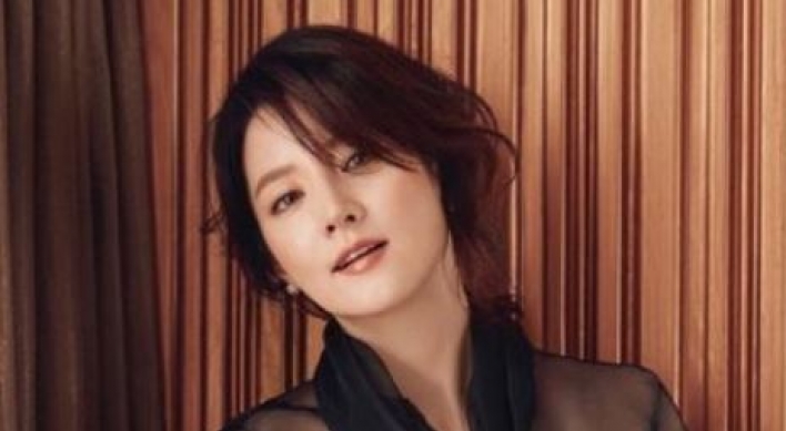 Actress Lee Young-ae to join consortium to take over hospital