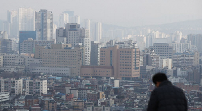 S. Korea, China hold talks on fine dust amid dispute