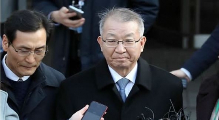 Prosecutors likely to indict ex-Supreme Court chief justice this week