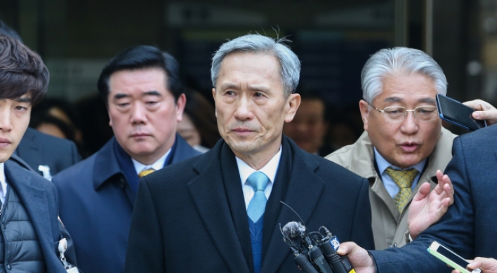 Ex-defense minister gets 2.5 years in jail for political meddling