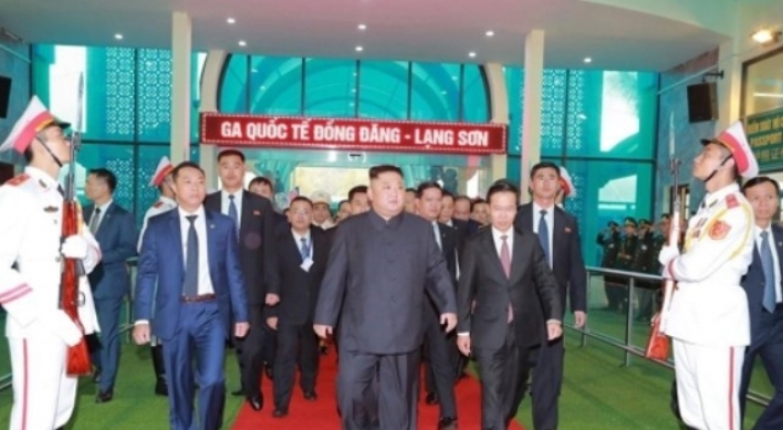 Kim to leave Hanoi earlier than scheduled: sources