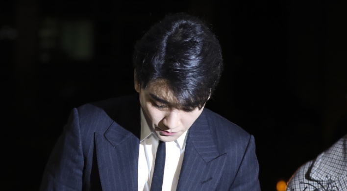 [Newsmaker] Seungri booked in sex bribery scandal