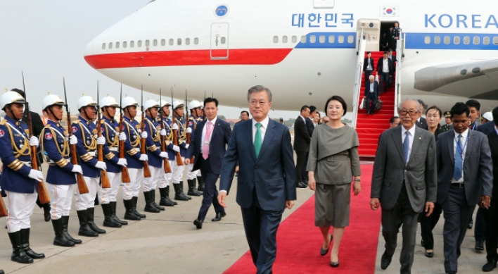 S. Korean president begins state visit to Cambodia