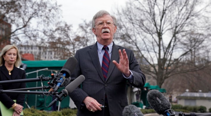 Trump hopes to resolve NK issue through negotiation: Bolton