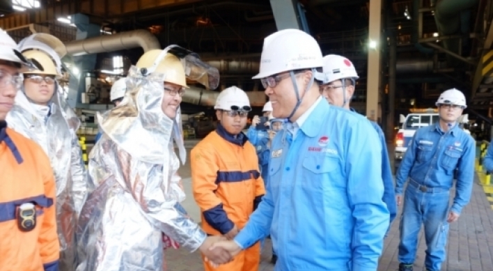 Posco chairman visits plants in Southeast Asia