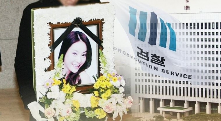 Panel identifies flaws in 2009 probe into actress suicide